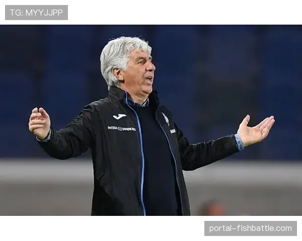 不莱梅主帅演练三中卫体系,旨在加强客场防守稳定性